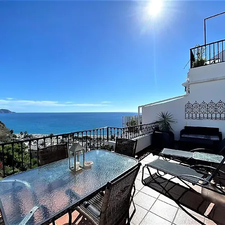 Apartment Fuer 4 Personen Ca 80 Qm In Nerja, Andalusien Costa Del Sol Nerja